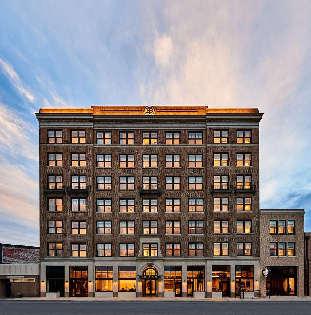 The Bristol Hotel Extérieur photo